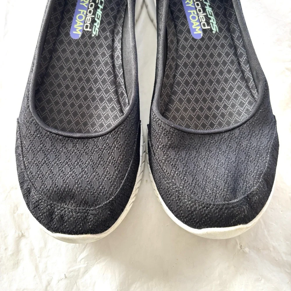 Skechers Wave Lite Memory Foam slip on Walking sneakers Shoes SZ 8 Worn 1X